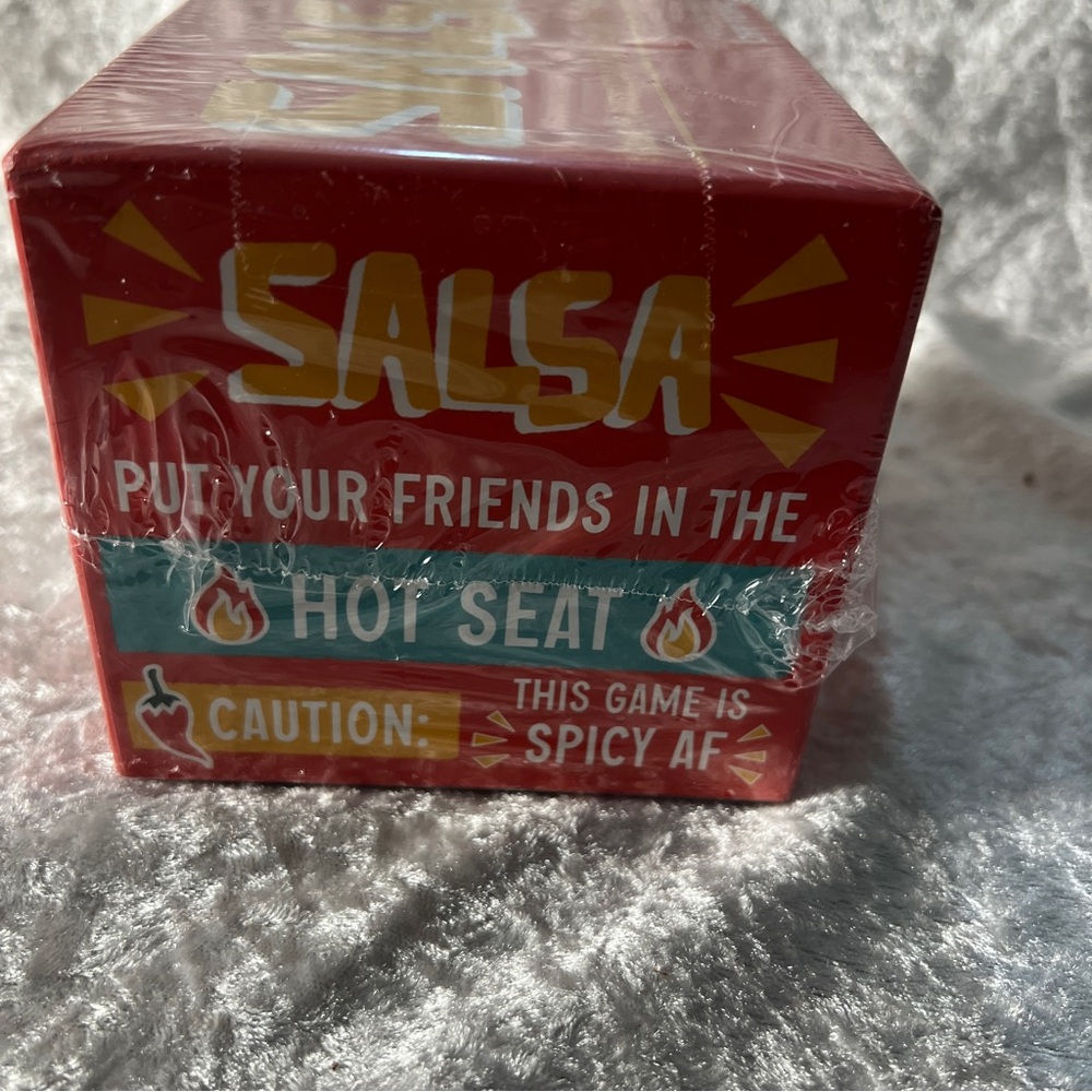 Salsa Party Game - Picture 3 of 6